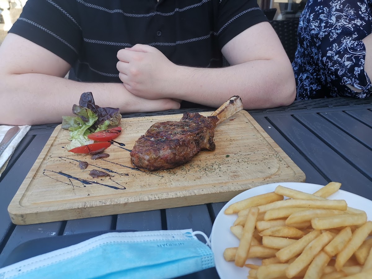 Zum Schutzenhaus - Griechisches Steakhouse-9